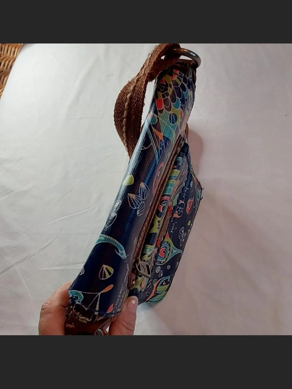 Sakroots Love Song Flap Crossbody Organizer Bag - EXCELLENT CONDITION